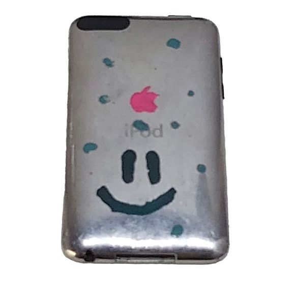 Apple iPod 8GB - Picture 3 of 5